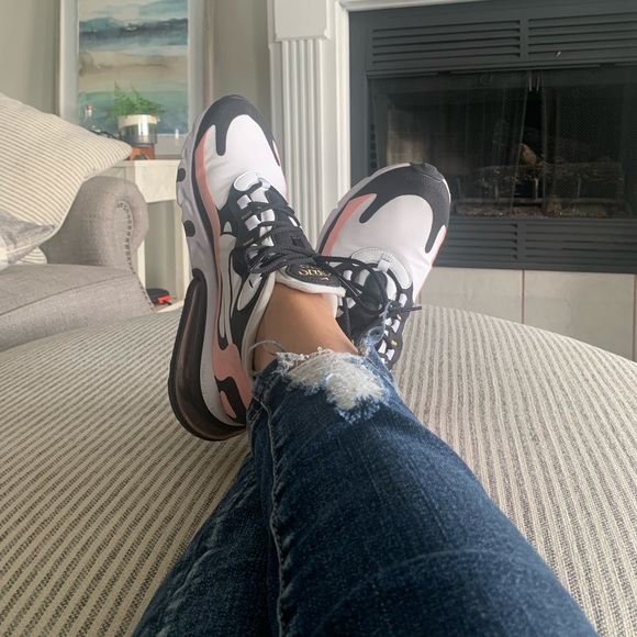 Meet your Posher, Amber - Picture 1 of 1